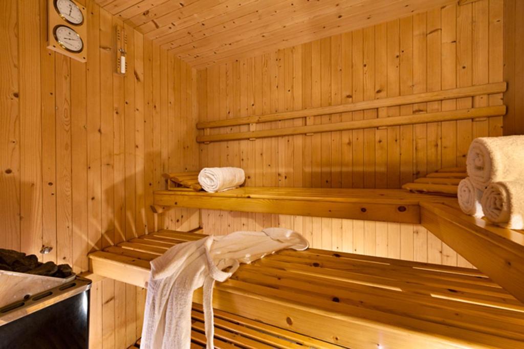 Adlerhof Am Sonnenplateau Hotel มีมิง ภายนอก รูปภาพ